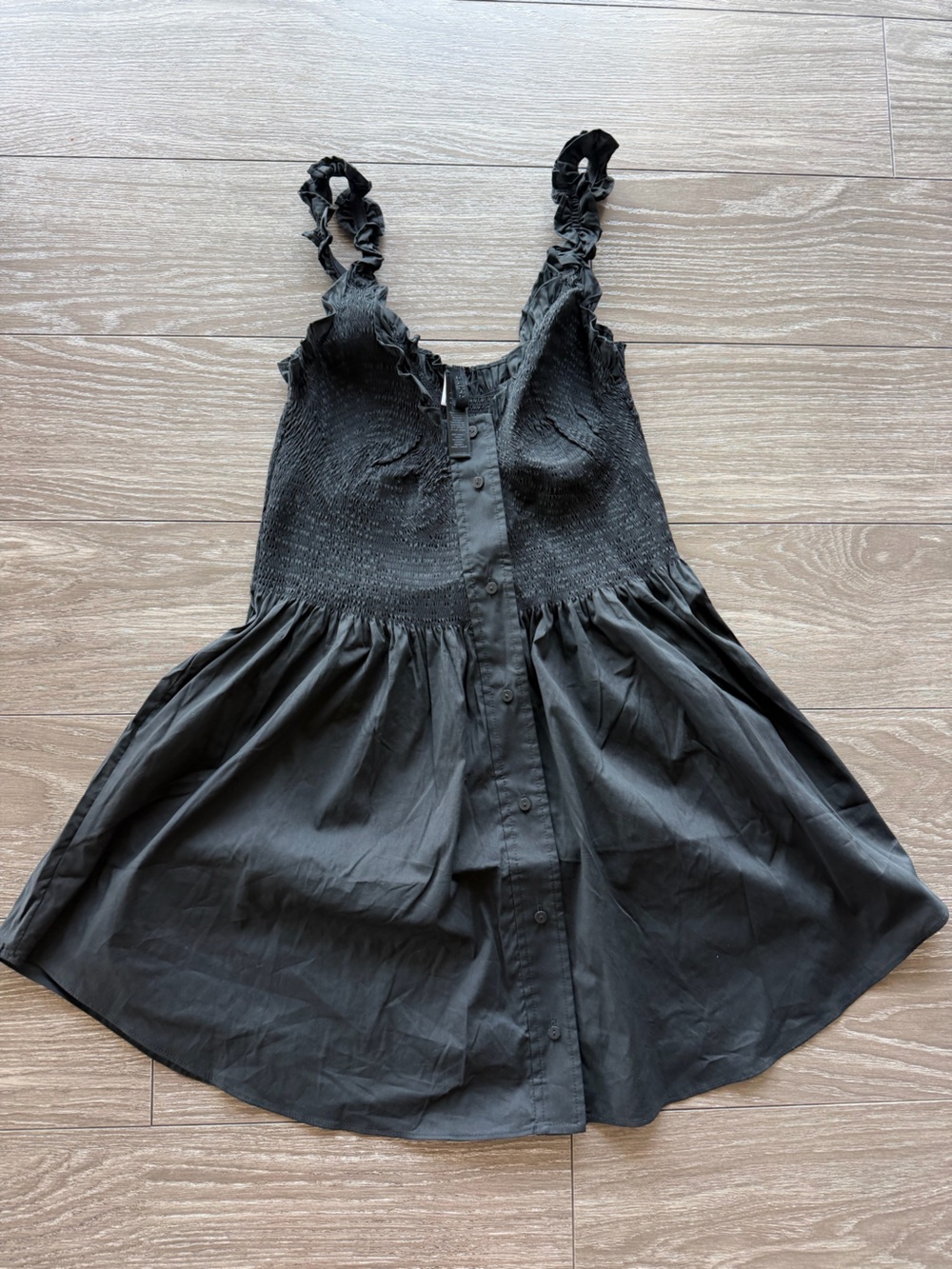 SKIMS Black Sleeveless Smocked Button-Front Tunic